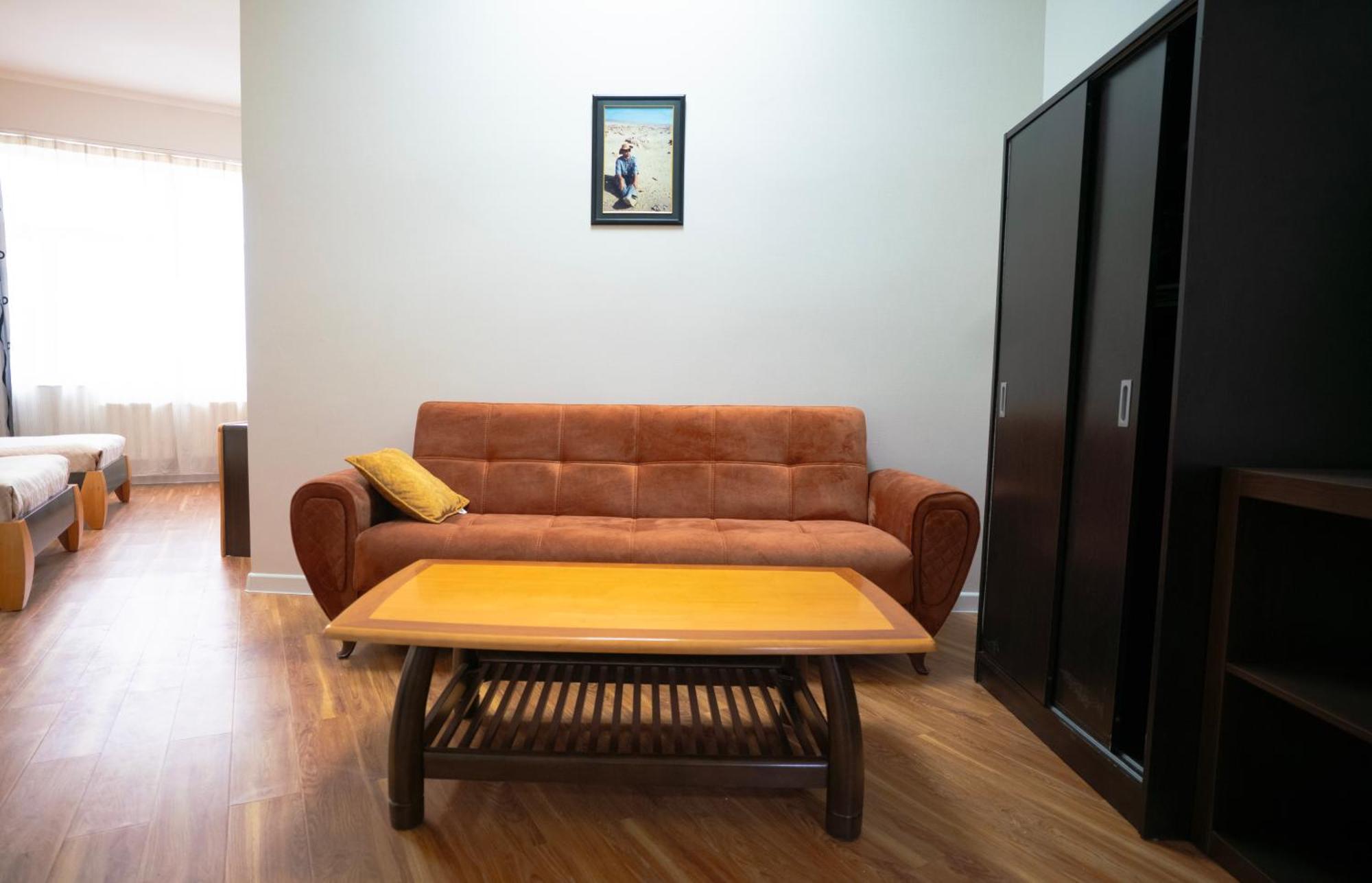 Tsolmon'S Serviced Apartments Ulaanbaatar Exterior photo